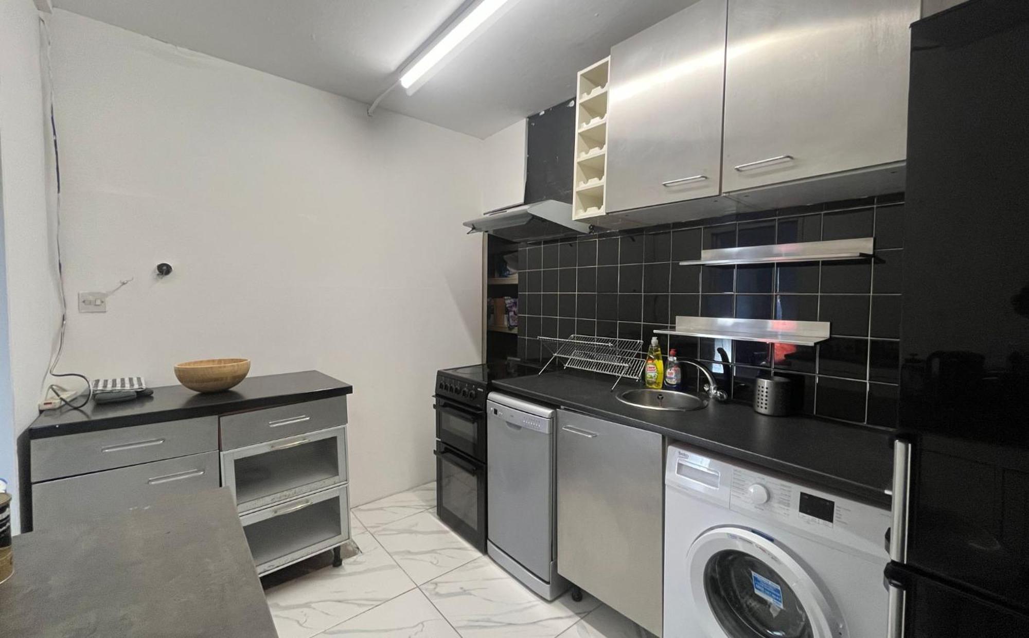 Nifty 2 Bedroom Flat In Goswell Rd London Luaran gambar